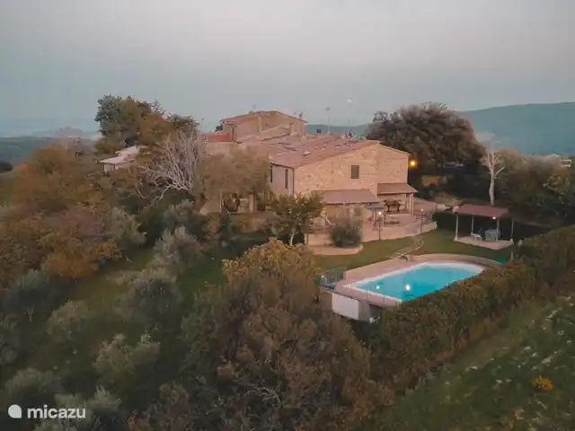 Casa Al Settimo Cielo | Italie, Toscane, Garetto - maison de vacances Garetto depuis un drone