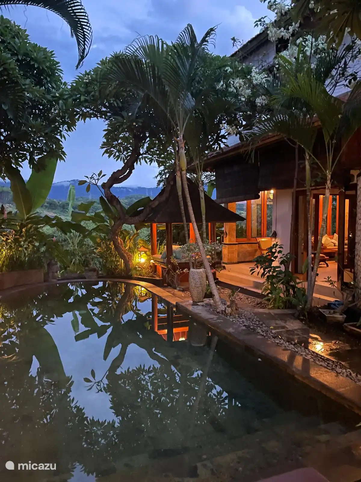 avond in villa Ananda