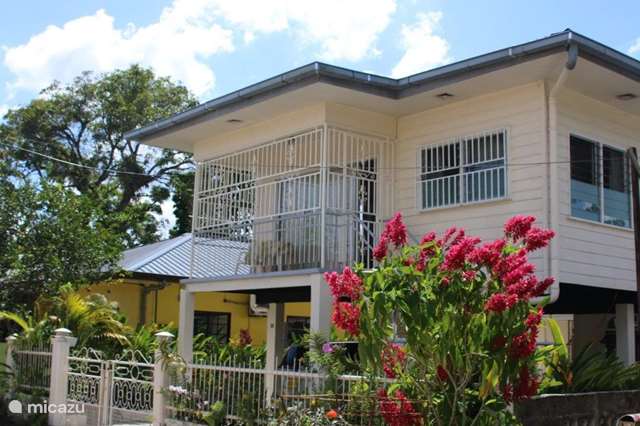 Vakantiehuis Suriname – geschakelde woning Casa Solarida:aantrekkelijk geprijsd