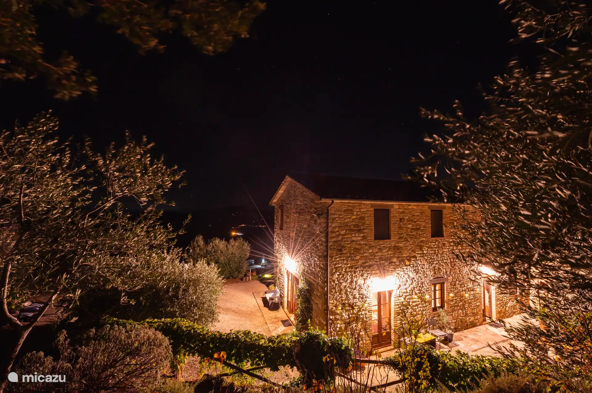 Night atmosphere