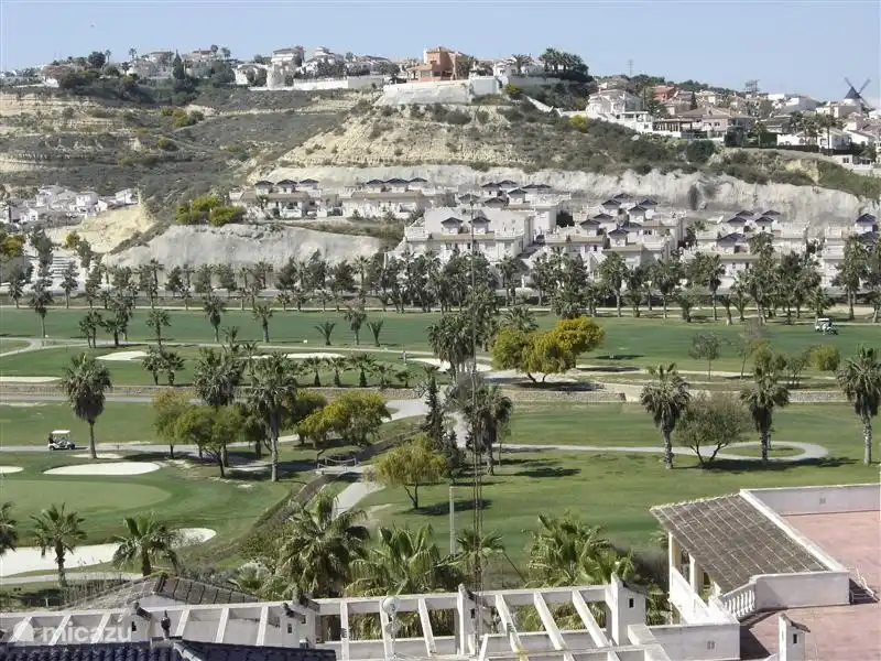 La Marquesa Golfplatz in unmittelbarer Nähe.
