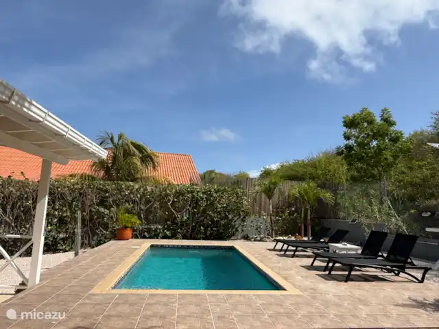 'Villa Banda Bou' con Vista al Mar en Curazao, Bandabou (oeste), Fontein - villa Amplia piscina de 6x3 m2, con amplio jardín trasero con mucha privacidad