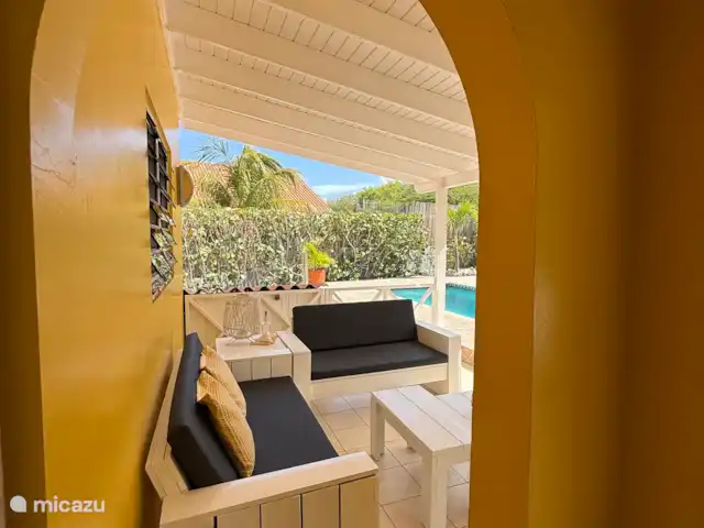 'Villa Banda Bou' con Vista al Mar en Curazao, Bandabou (oeste), Fontein - villa Porche trasero