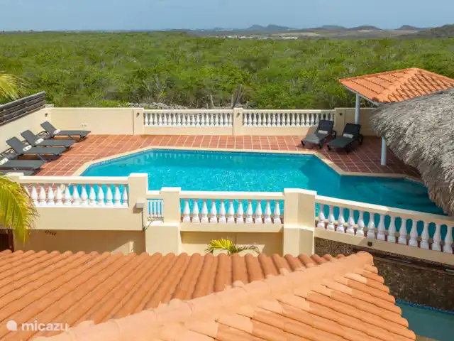 Villa de luxe I avec piscine à Curaçao | Curaçao, Banda Abou (ouest), Big Mountain - villa Coin salon
Piscine
Vue
Chaises longues
Emplacement