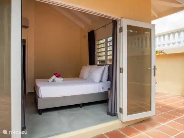 Villa de luxe I avec piscine à Curaçao | Curaçao, Banda Abou (ouest), Big Mountain - villa Chambre
Lit double
Armoire
Serviettes
Vue