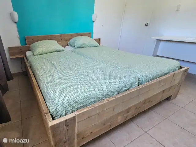 Antileandream | Curaçao, Banda Abou (ouest), Daniel - bungalow chambre à l’avant, lit 2p et un lit 1p