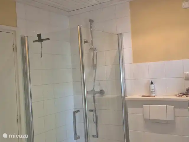 Casa Sibbe en Países Bajos, Limburgo, Valkenburg - casa vacacional Ducha a ras de suelo