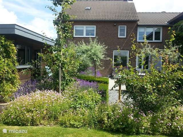 Holiday home in Netherlands, Limburg – holiday house Huize Sibbe