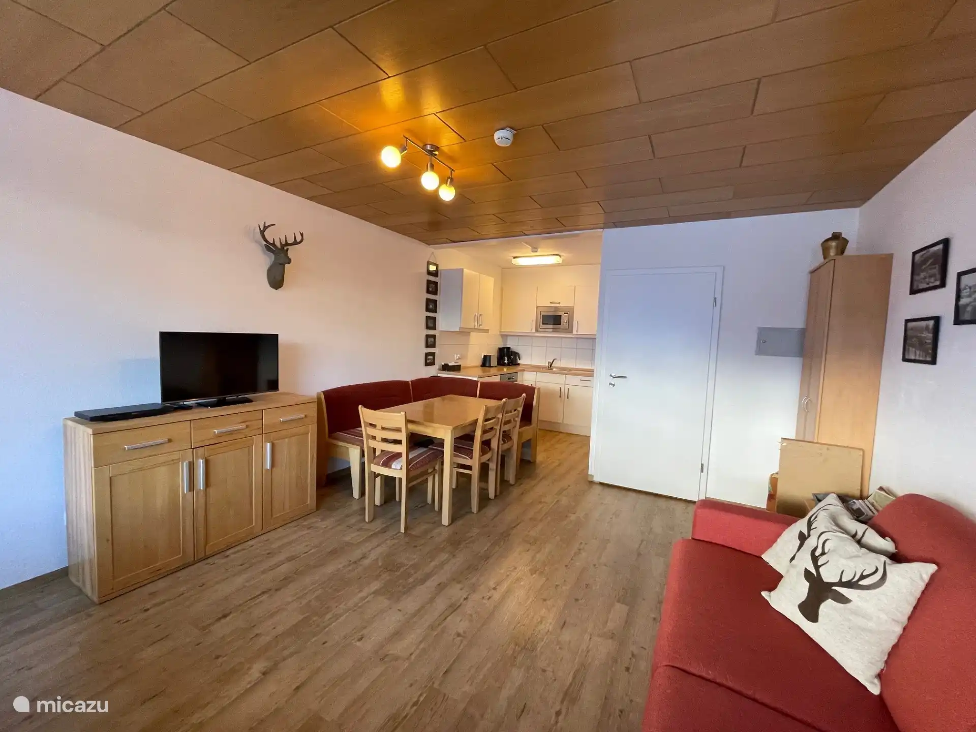 Wohn-/Küchenwohnung 214 mit niederländischem TV! Sommer-Bergbahnen inklusive.