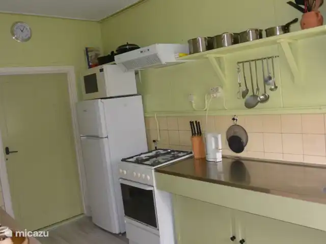 Le Tollenaer | Pays-Bas, Zélande, Biggekerke - maison de vacances Beaucoup de casseroles et poêles pour le(s) prince(s) de la cuisine.