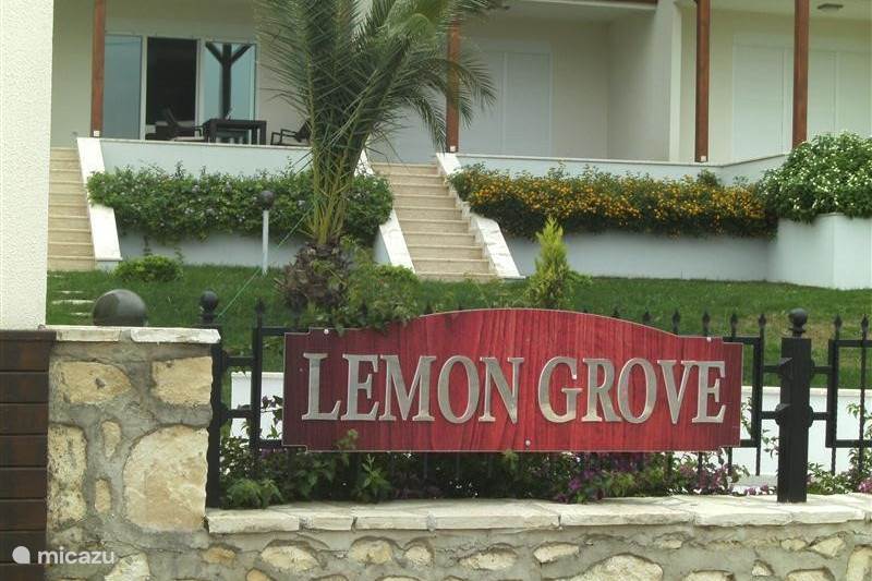 Rent Lemon Grove With Private Garden In Side Turkish Riviera