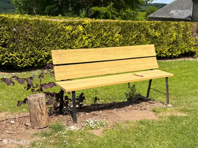 Maison de vacances familiale Gite Ardennais  | Belgique, Ardennes, Fraiture - maison de vacances Banc de jardin confortable dans le jardin entièrement clôturé