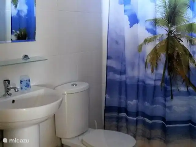 Kas Mondi | Curaçao, Banda Ariba (est), Jan Thiel - villa Une des 2 salles de bain
