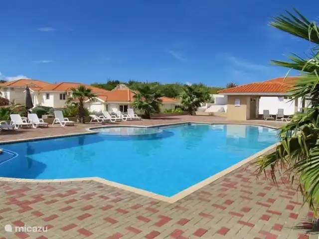 Kas Mondi | Curaçao, Banda Ariba (est), Jan Thiel - villa Vous pouvez également utiliser la piscine commune du complexe Marbella Estate.