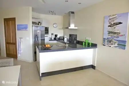 Vakantiehuis Bonaire, Bonaire, Kralendijk appartement Bon Bida 14 keuken