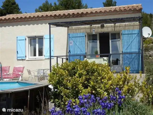 La Souris Grise 3** vakantie 2026  huren in Frankrijk, Hérault, Siran-Najac - vakantiehuis De natuurlijke beplanting van het terrein van La Souris Grise zorgt voor de echte zuid Franse sfeer.