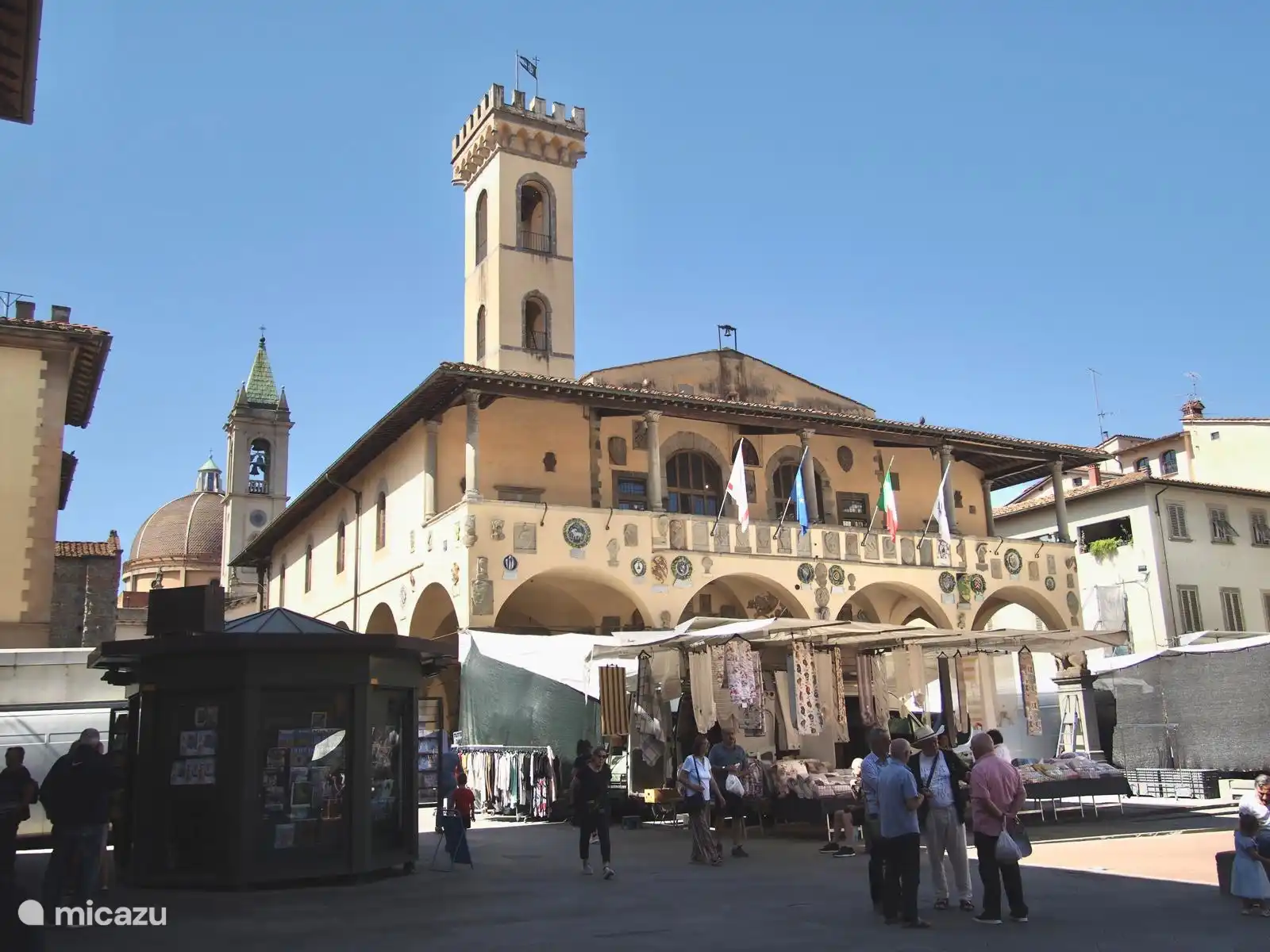 Al mercado el sábado por la mañana 