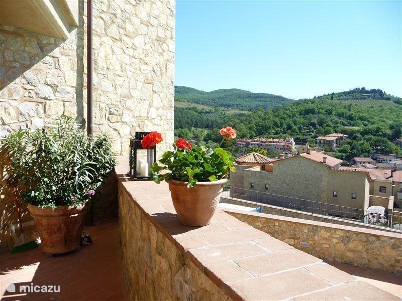 Holiday home in Italy, Tuscany, Gaiole in Chianti Apartment Borgodigaiole G32