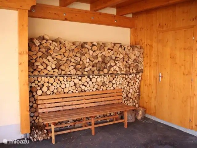villa en Austria, Carintia, Kötschach-Mauthen – Villa Montañara La madera gratis está a su disposición.