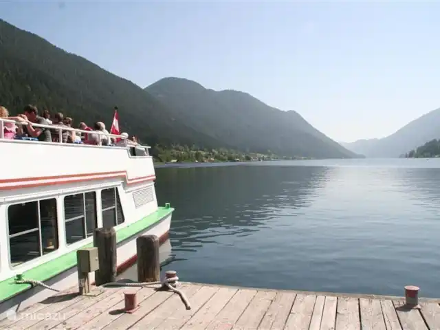 villa en Austria, Carintia, Kötschach-Mauthen – Villa Montañara Excursión en barco por el hermoso Weissensee