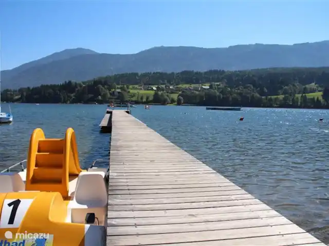 villa en Austria, Carintia, Kötschach-Mauthen – Villa Montañara Paseos en barca a pedales o surf en el Presseggersee....