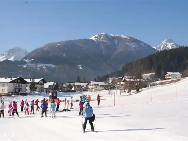 villa en Austria, Carintia, Kötschach-Mauthen – Villa Montañara Niños en clase, café en tu propia terraza con vistas a pistas.