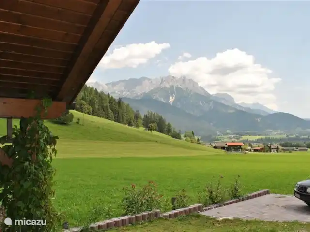 Chalet Olduvaï | Autriche, Salzburgerland, Leogang-Saalfelden - chalet Espace pour 4 voitures.
 2 dans le parking, 2 dans l’allée