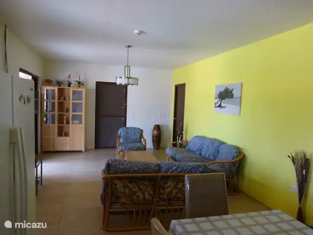 Villa J van Domburg huren in Aruba, Paradera, Rooi Afo - villa ruime woonkamer
