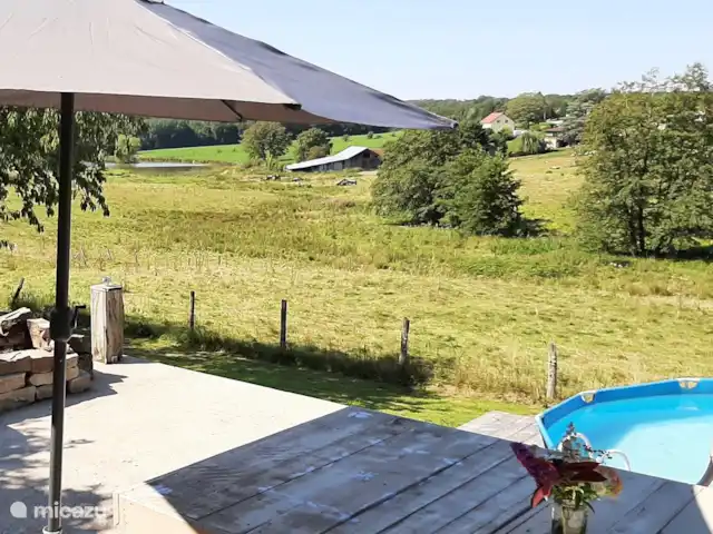 Ferme Pauchard | France, Vosges, Hennezel - maison de vacances Terrasse avec piscine (ø 4,5 m) en haute saison.