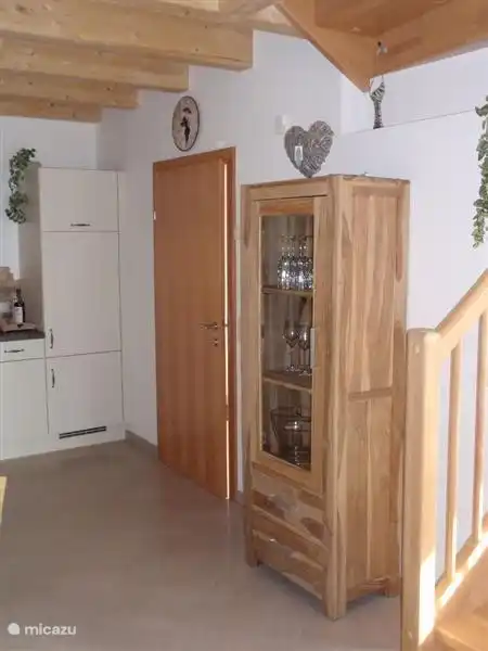 Le placard est plein de verres