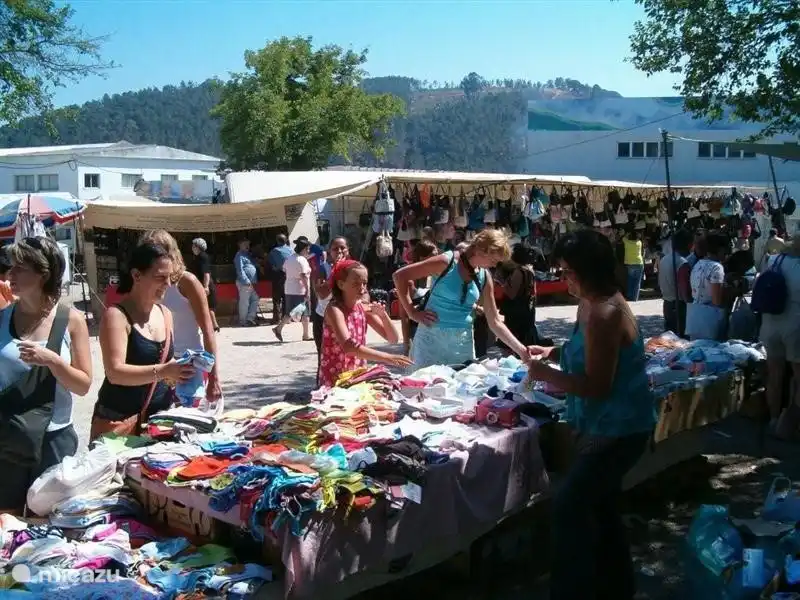the weekly market on Thursday in Arganil (18 miles)