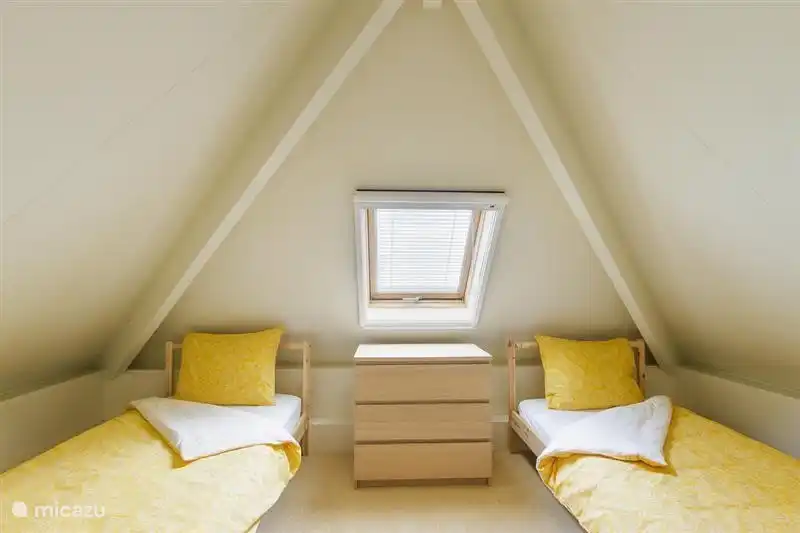 Cuarto lateral 1er piso