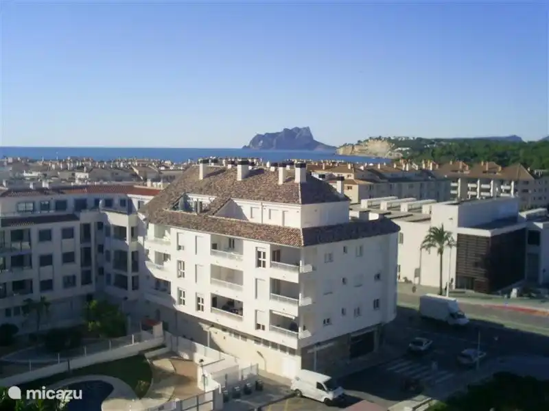 La vue sur la mer ou le coucher de soleil sont fantastiques depuis la terrasse commune.