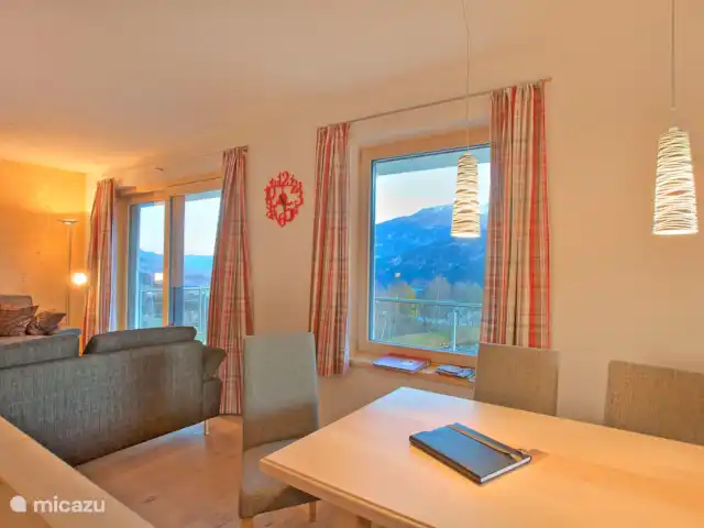 Location de Vacances Autriche, Salzburgerland, Bramberg am Wildkogel, chalet - Alpenchalet am Wildkogel - Kristall Salon-salle à manger cosy