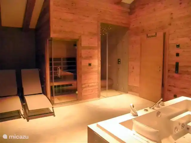 Location de Vacances Autriche, Salzburgerland, Bramberg am Wildkogel, chalet - Alpenchalet am Wildkogel - Émeraude Soirée dans l'espace bien-être.