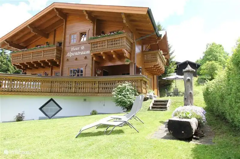 Also in the garden nice loungers