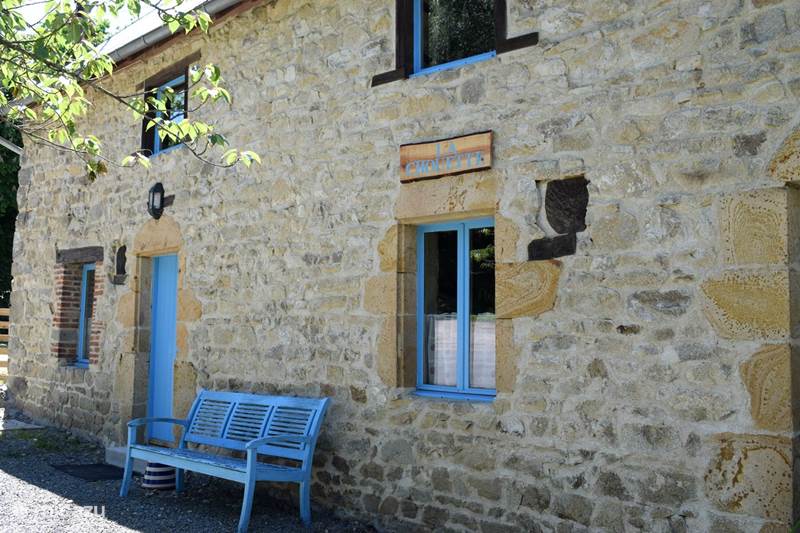 Vakantiehuis Frankrijk, Puy-de-Dôme, Saint-Maigner Boerderij Vakantiehuis 'la petite Chouette'