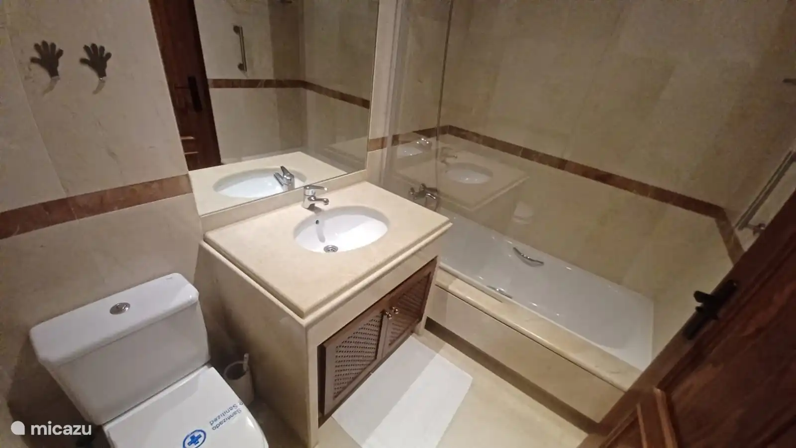 La deuxième salle de bain.