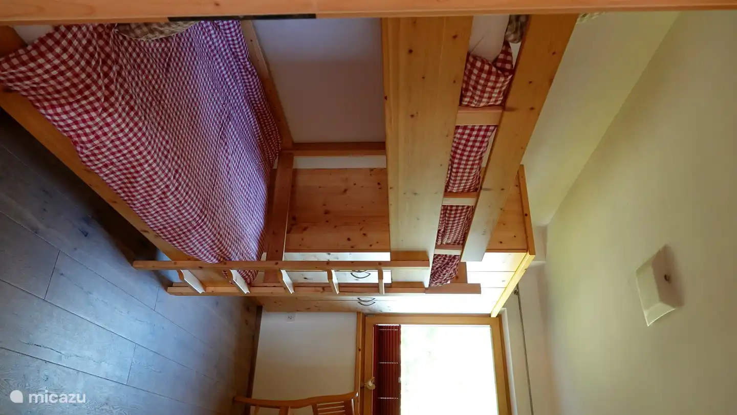 Das Apartment Smaragd verfügt außerdem über ein Schlafzimmer mit Etagenbett.