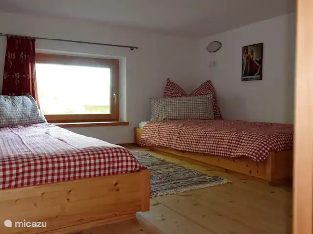 chalet huren in Oostenrijk, Salzburgerland, Bramberg am Wildkogel – Alpenchalet am Wildkogel Dit is de hoss. De ruimte is boven een van de slaapkamers. Een fantastische plek voor kinderen tot 12 jaar ivm een hoogte van 1.50m.