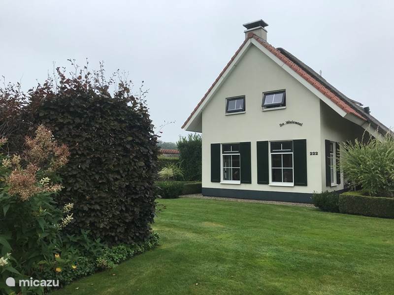 Holiday home in Netherlands, Friesland, Langweer Holiday house Oriole on the Water Friesland