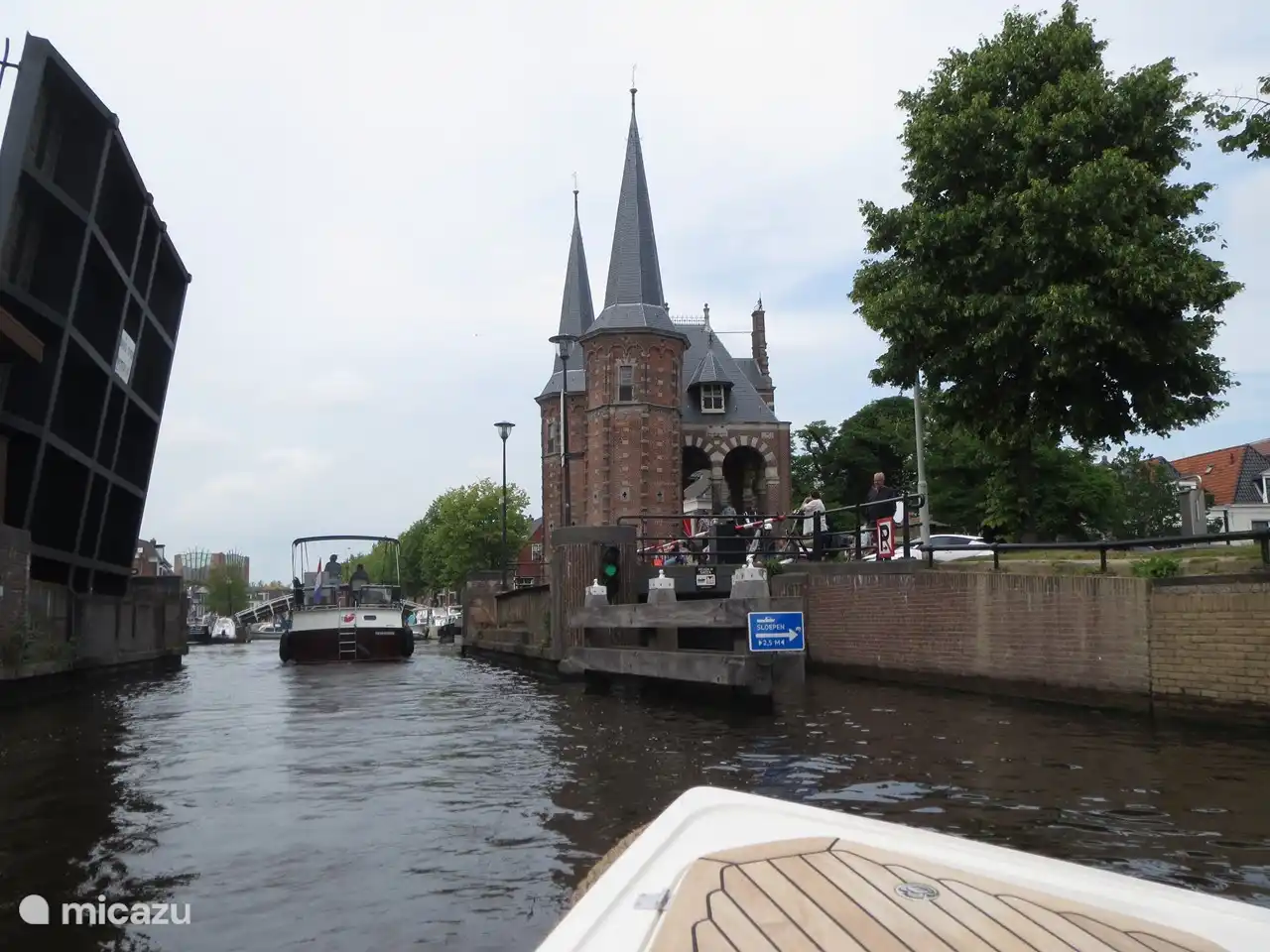 Mit dem Boot in Sneek