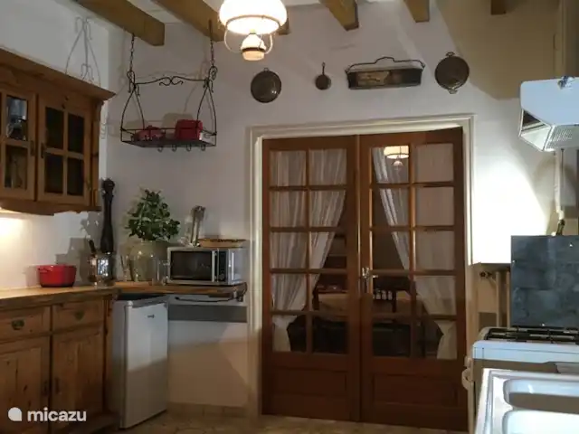 Location de Vacances France, Nièvre, Lanty, maison de vacances - Manoir BnBourgogne cuisine