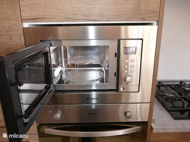 Casa Jomy Coveta El Campello Neptuno en España, Costa Blanca, El Campello - casa vacacional microondas combinado