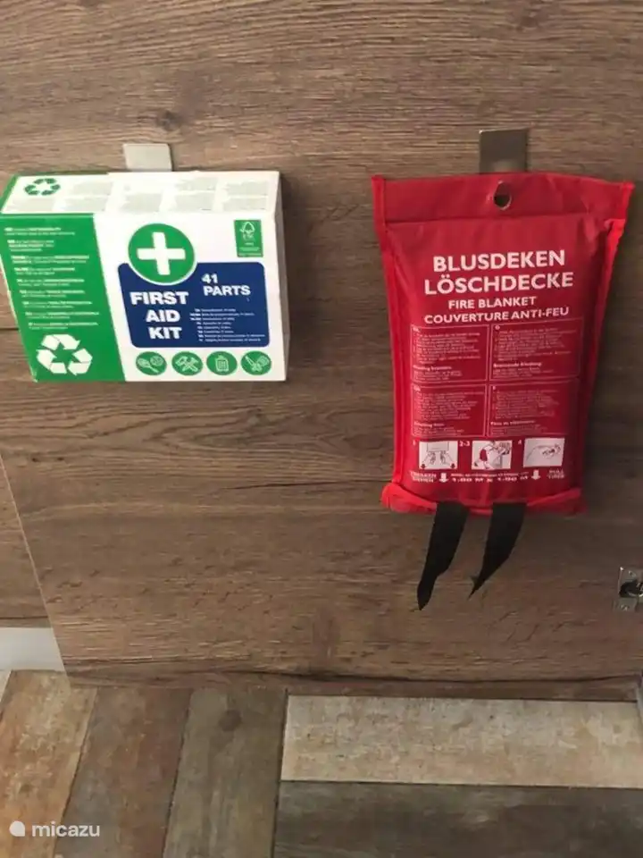 Manta ignífuga de primeros auxilios