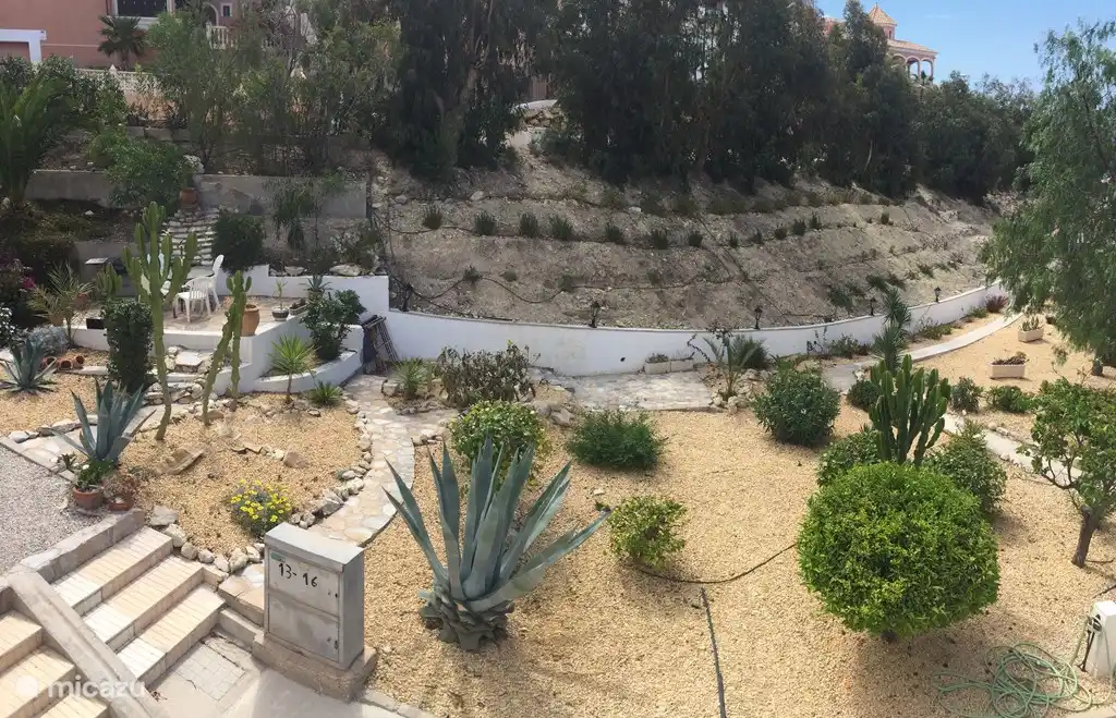 Jardín - Casa Jomy El Campello Coveta Fuma