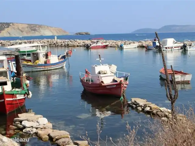 Villa Kerasi piscine plage vue mer | Grèce, Péloponnèse, Evangelismos - villa Les bateaux de pêche à Methoni