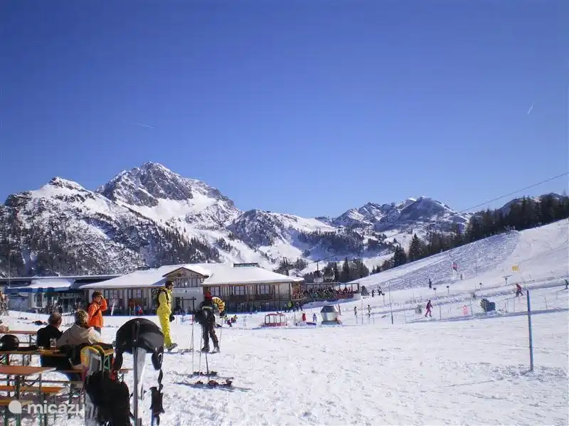 Skiarena Nassfeld bietet 115 km Pisten, die südliche Lage, es gibt viele Sonnenstunden.