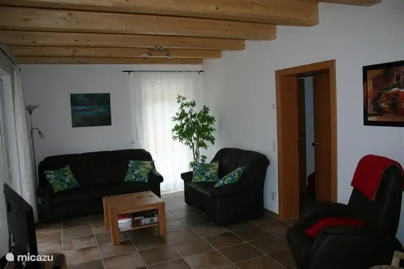 Sitzen auf der ersten Etage