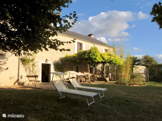 Location de Vacances France, Nièvre, Saizy, maison de vacances - Gîte Le Cochon Volant Terrasse